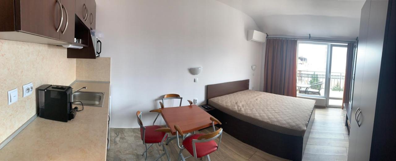 Marina Bay Apart Saint Vlas Sveti Vlas Exterior foto