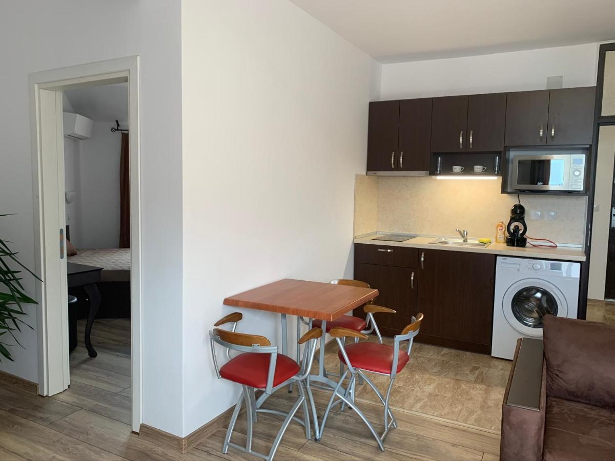 Marina Bay Apart Saint Vlas Sveti Vlas Exterior foto