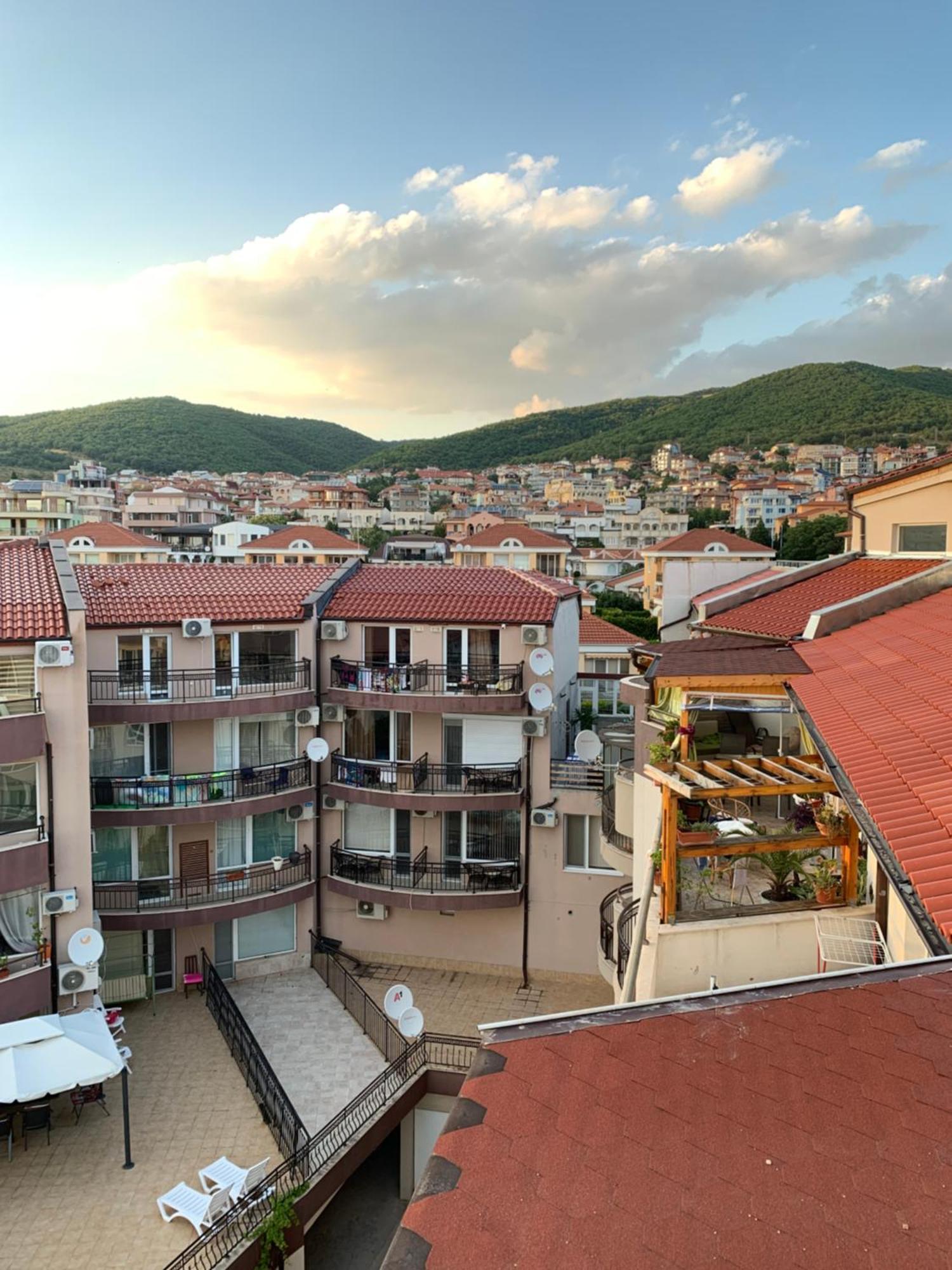 Marina Bay Apart Saint Vlas Sveti Vlas Exterior foto